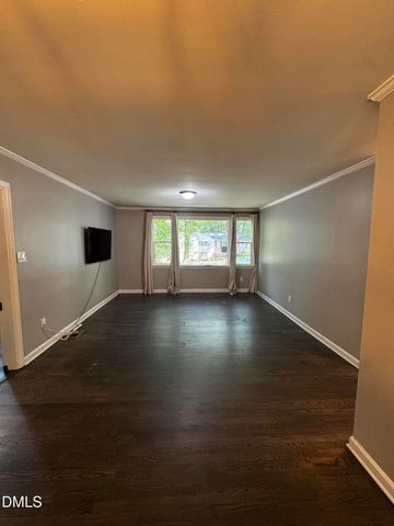303 Hickory Drive, Chapel Hill, NC 27517