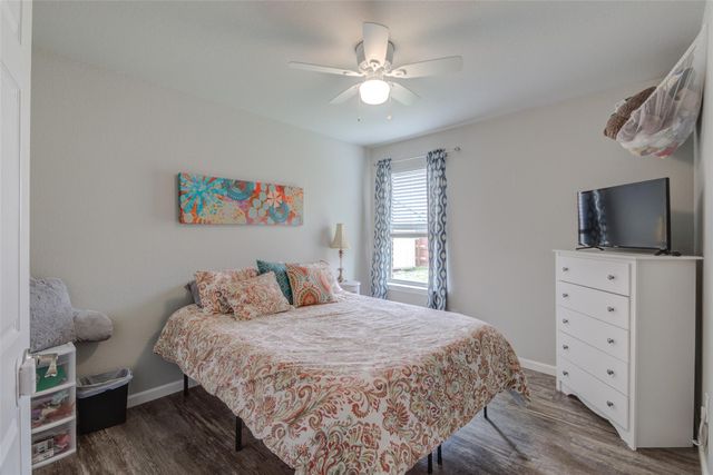 700 Indian Blanket ST, Lockhart, TX 78644