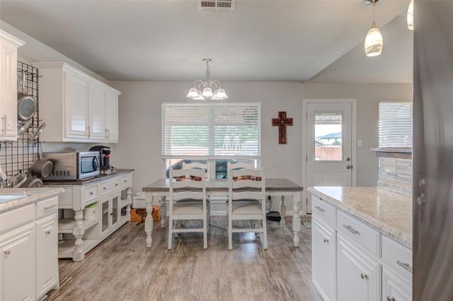 700 Indian Blanket ST, Lockhart, TX 78644