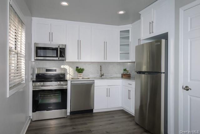 60 Chelsea Court AD12, Bohemia, NY 11716