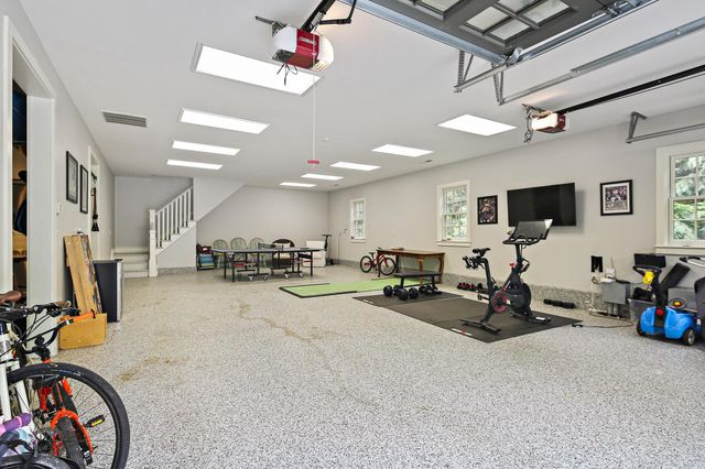 900 ARMY RD, Baltimore, MD 21204
