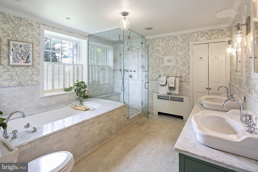 Image 30 of property listing at 900 ARMY RD, Baltimore, MD 21204