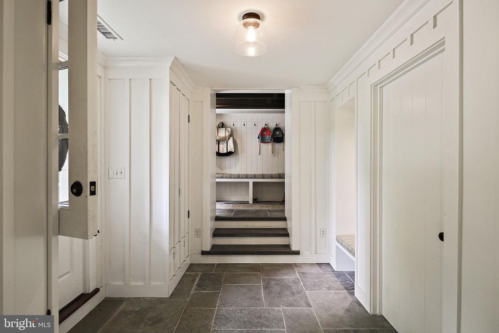Image 48 of property listing at 900 ARMY RD, Baltimore, MD 21204