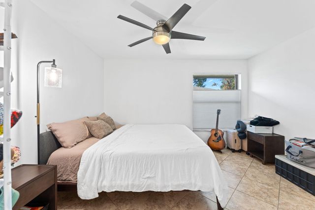 7811 BEECHFERN Circle 26, Tamarac, FL 33321
