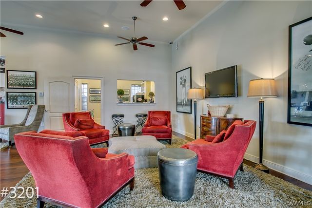 700 15th 3201, Tuscaloosa, AL 35401