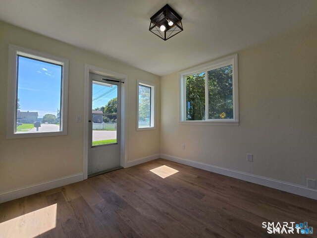 62 Benham Avenue, Waterford, CT 06375