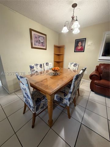 15771 SW 137th Ave 201, Miami, FL 33177