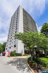 277 Prospect Avenue 4C, Hackensack, NJ 07601