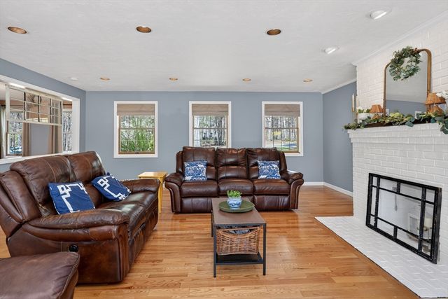 23 Twin Spring Drive, Boylston, MA 01505