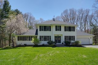 23 Twin Spring Drive, Boylston, MA 01505