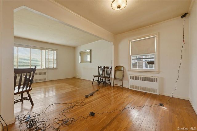 25707 147th Avenue, Rosedale, NY 11422