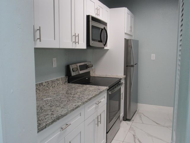 4283 Cocoanut Road 1, West Palm Beach, FL 33406