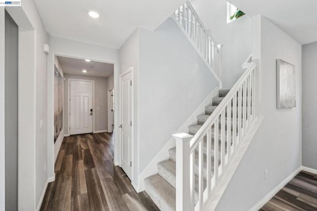 209 Brush Creek Dr, Brentwood, CA 94513