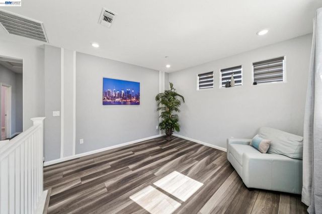 209 Brush Creek Dr, Brentwood, CA 94513