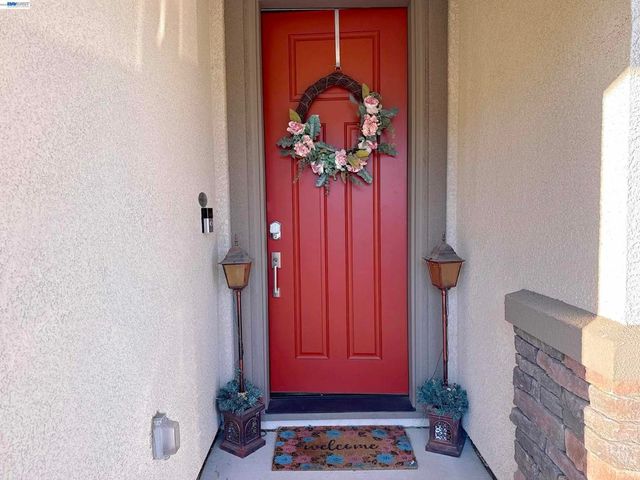 209 Brush Creek Dr, Brentwood, CA 94513