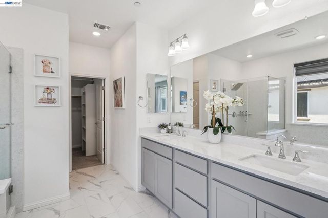 209 Brush Creek Dr, Brentwood, CA 94513