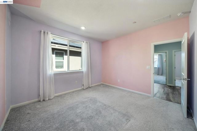 209 Brush Creek Dr, Brentwood, CA 94513