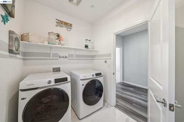 209 Brush Creek Dr, Brentwood, CA 94513