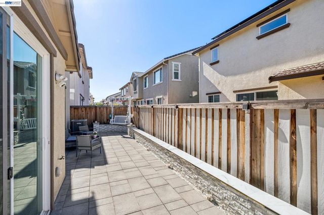 209 Brush Creek Dr, Brentwood, CA 94513