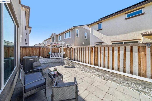 209 Brush Creek Dr, Brentwood, CA 94513