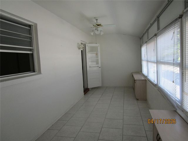 5900 21ST STREET N 15, St Petersburg, FL 33714