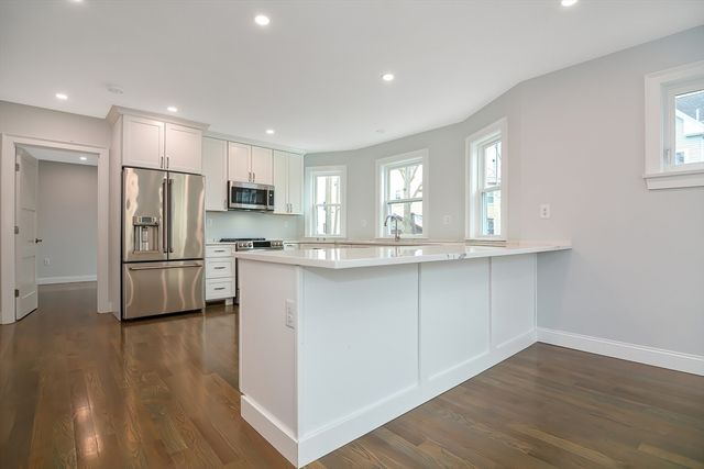 7-9 Chester St 7, Malden, MA 02148
