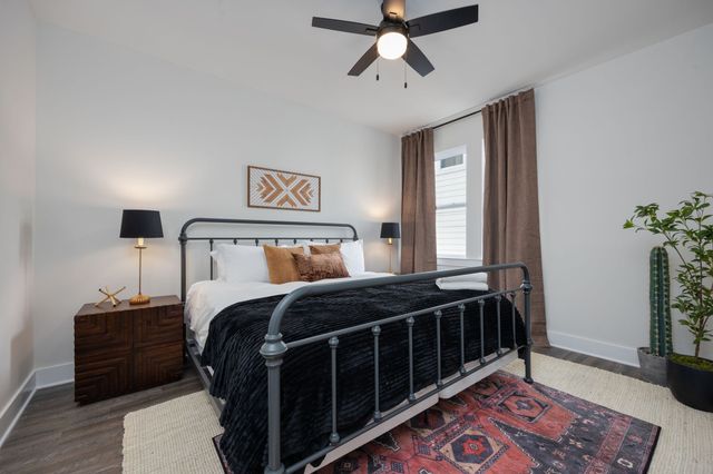 5621 Lenox Ave Unit 4, Nashville, TN 37209