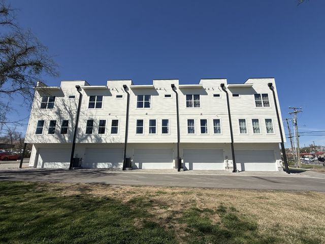 5621 Lenox Ave Unit 4, Nashville, TN 37209