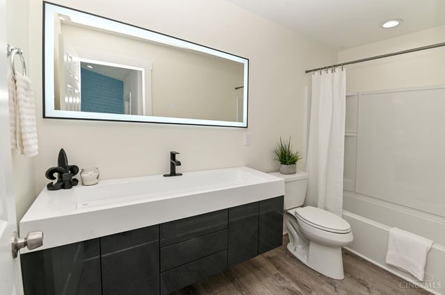 4251 Chambers Street, Cincinnati, OH 45223