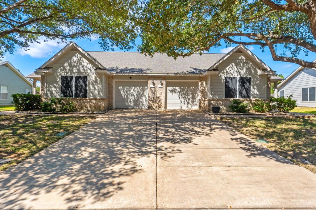 160 Prairie Springs LOOP, Georgetown, TX 78626
