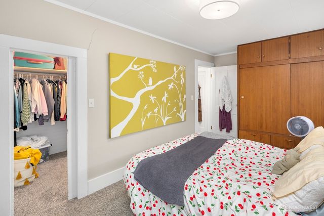 919 6th Avenue S, Edmonds, WA 98020