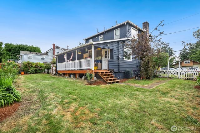 919 6th Avenue S, Edmonds, WA 98020