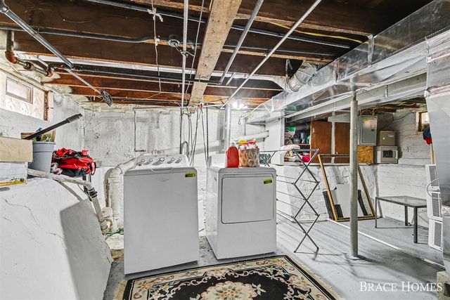 17 Vandine Place, Grand Rapids, MI 49503