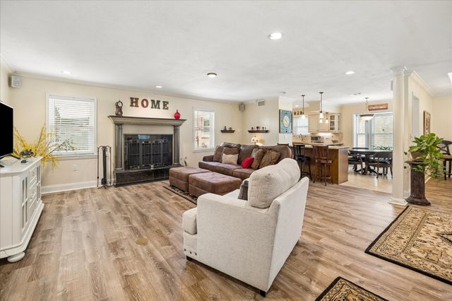 5547 Wigton Drive, Houston, TX 77096