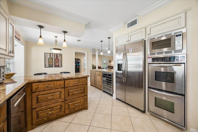 5547 Wigton Drive, Houston, TX 77096