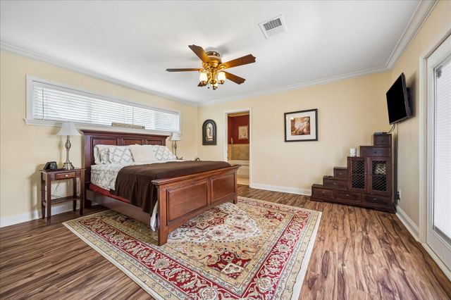 5547 Wigton Drive, Houston, TX 77096