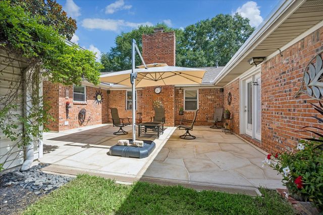 5547 Wigton Drive, Houston, TX 77096