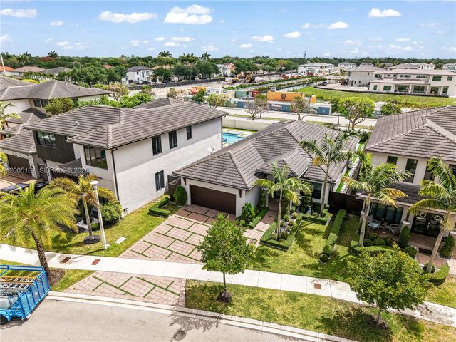 16051 NW 87th Ct, Miami Lakes, FL 33018