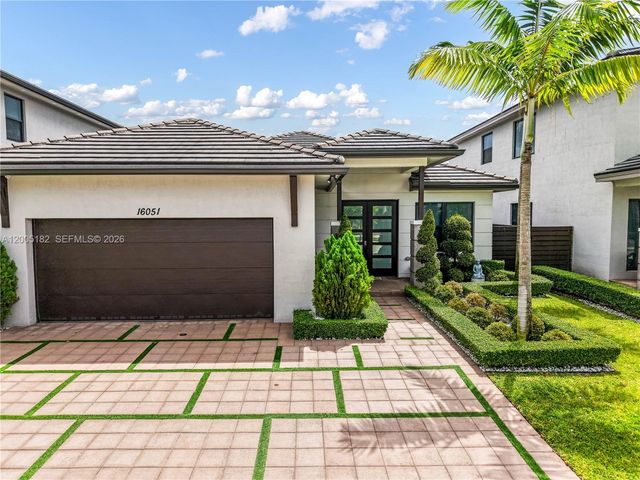 16051 NW 87th Ct, Miami Lakes, FL 33018