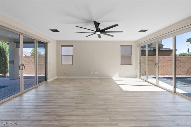 9710 Hiking Avenue, Las Vegas, NV 89166