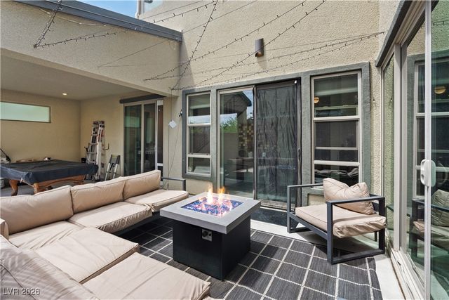 9710 Hiking Avenue, Las Vegas, NV 89166