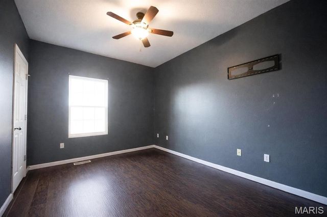 381 High Point Drive, Edwardsville, IL 62025