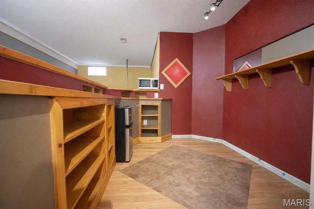 381 High Point Drive, Edwardsville, IL 62025