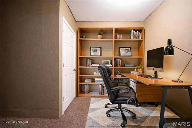 381 High Point Drive, Edwardsville, IL 62025