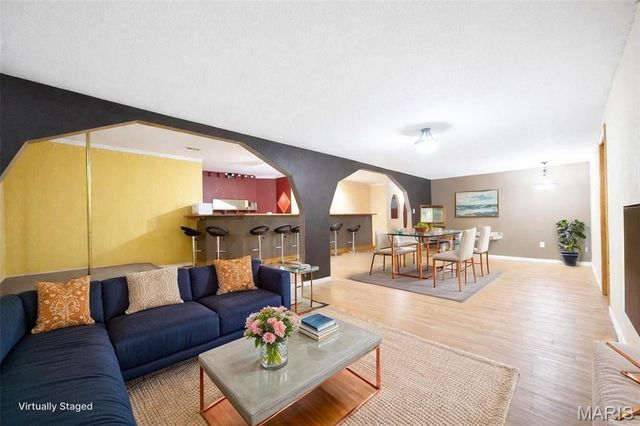 381 High Point Drive, Edwardsville, IL 62025