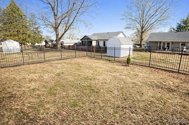 381 High Point Drive, Edwardsville, IL 62025