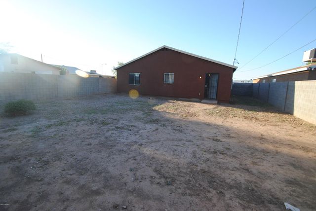 1516 W Hadley Street, Phoenix, AZ 85007