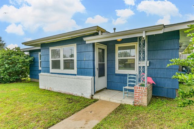 7 Gulf Lane, Galveston, TX 77550