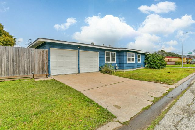 7 Gulf Lane, Galveston, TX 77550