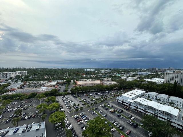 18051 Biscayne Boulevard PH05, Aventura, FL 33160